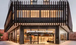 Nowoczesny hotel Sercotel Rosaleda Málaga. Szukasz malaga noclegi u polaków? To miejsce oferuje komfortowe zakwaterowanie.
