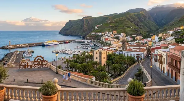 San Sebastián de La Gomera, port z jachtami i widokiem na góry. Atrakcje La Gomery zachwycają o każdej porze dnia.
